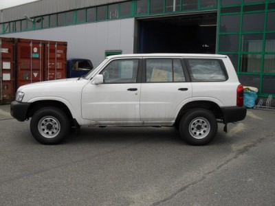 Nissan Patrol <BR<4169 cc Diesel